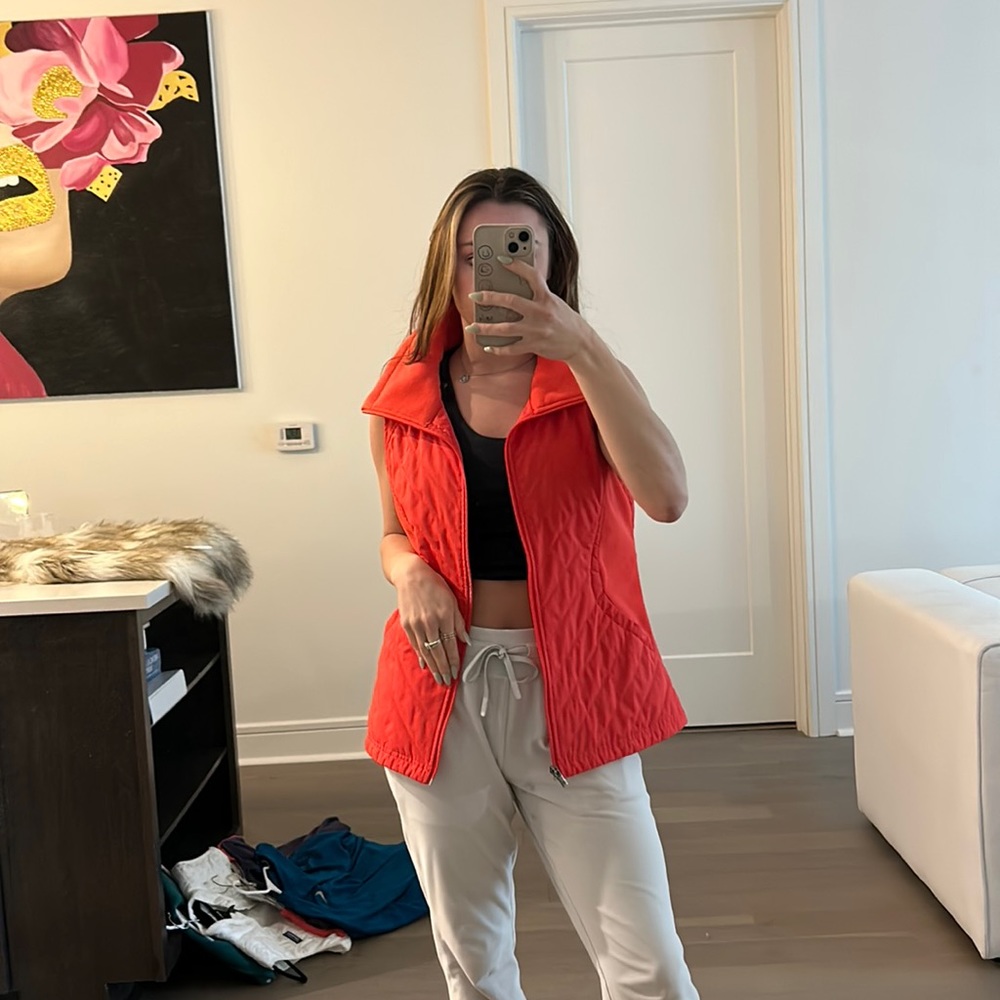 Columbia red vest
